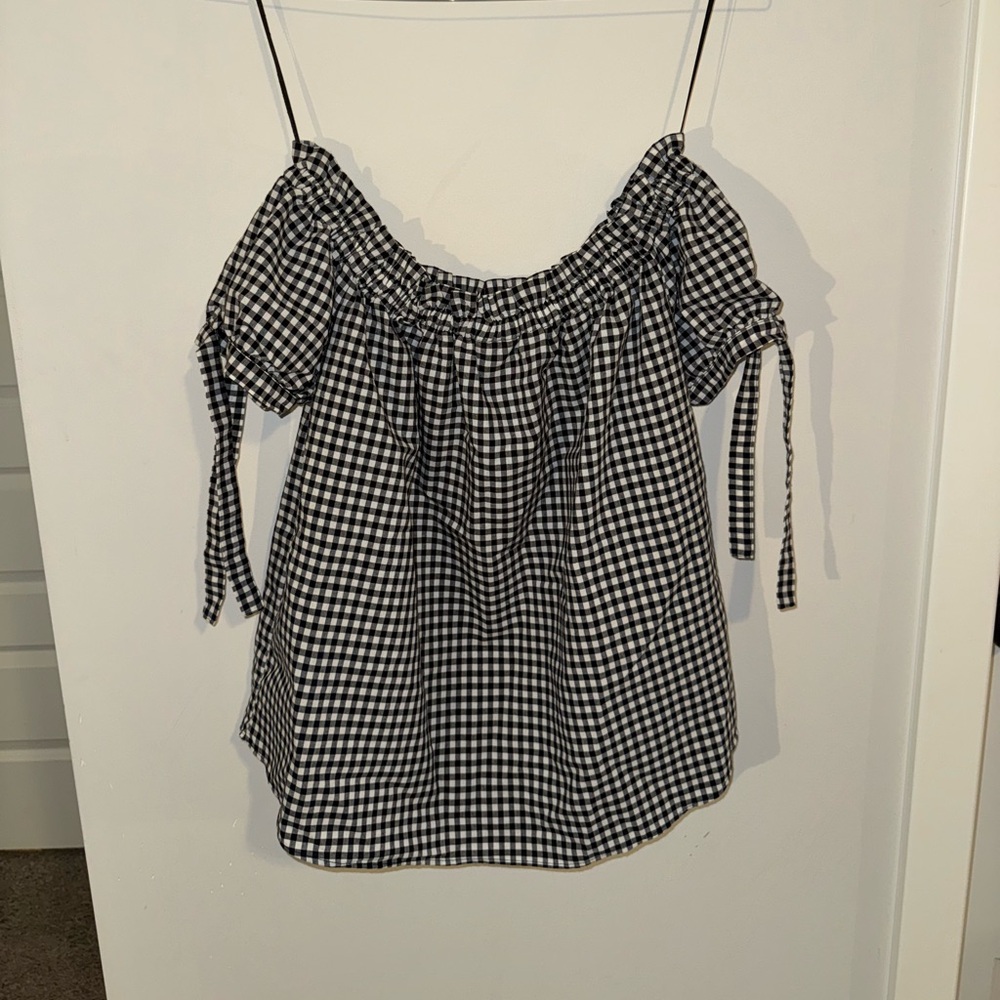 L.O.G.G Label of graded goods off the shoulder top, size 8 (M)